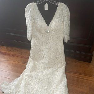Wedding Dress - never worn